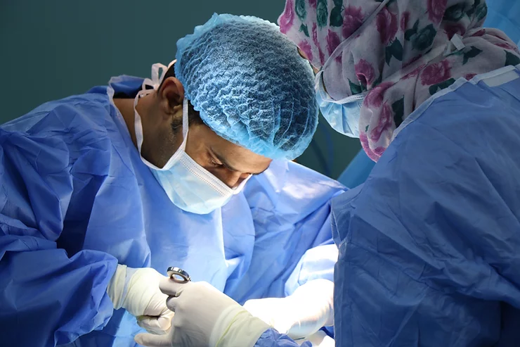 Negativa de material indispensável à cirurgia ou procedimento médico pelo plano de saúde